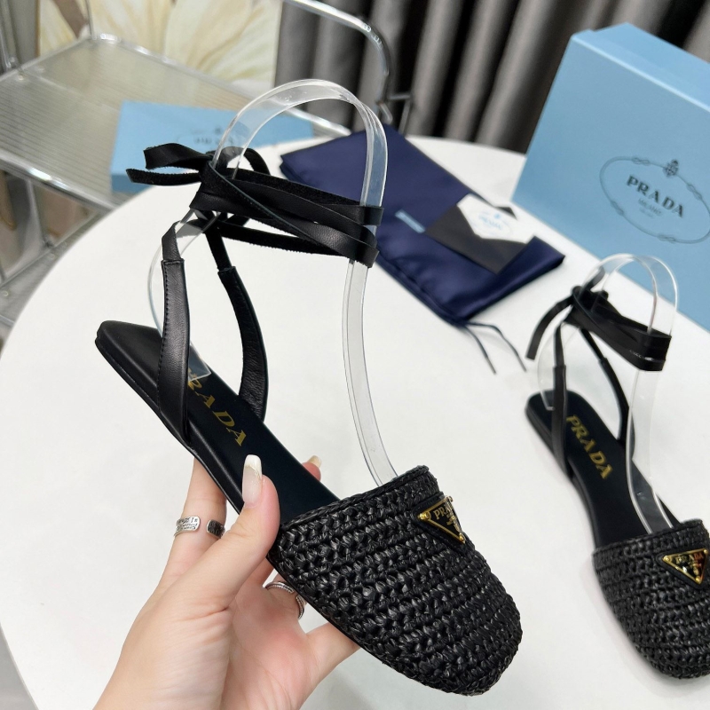 Pra*a sandals